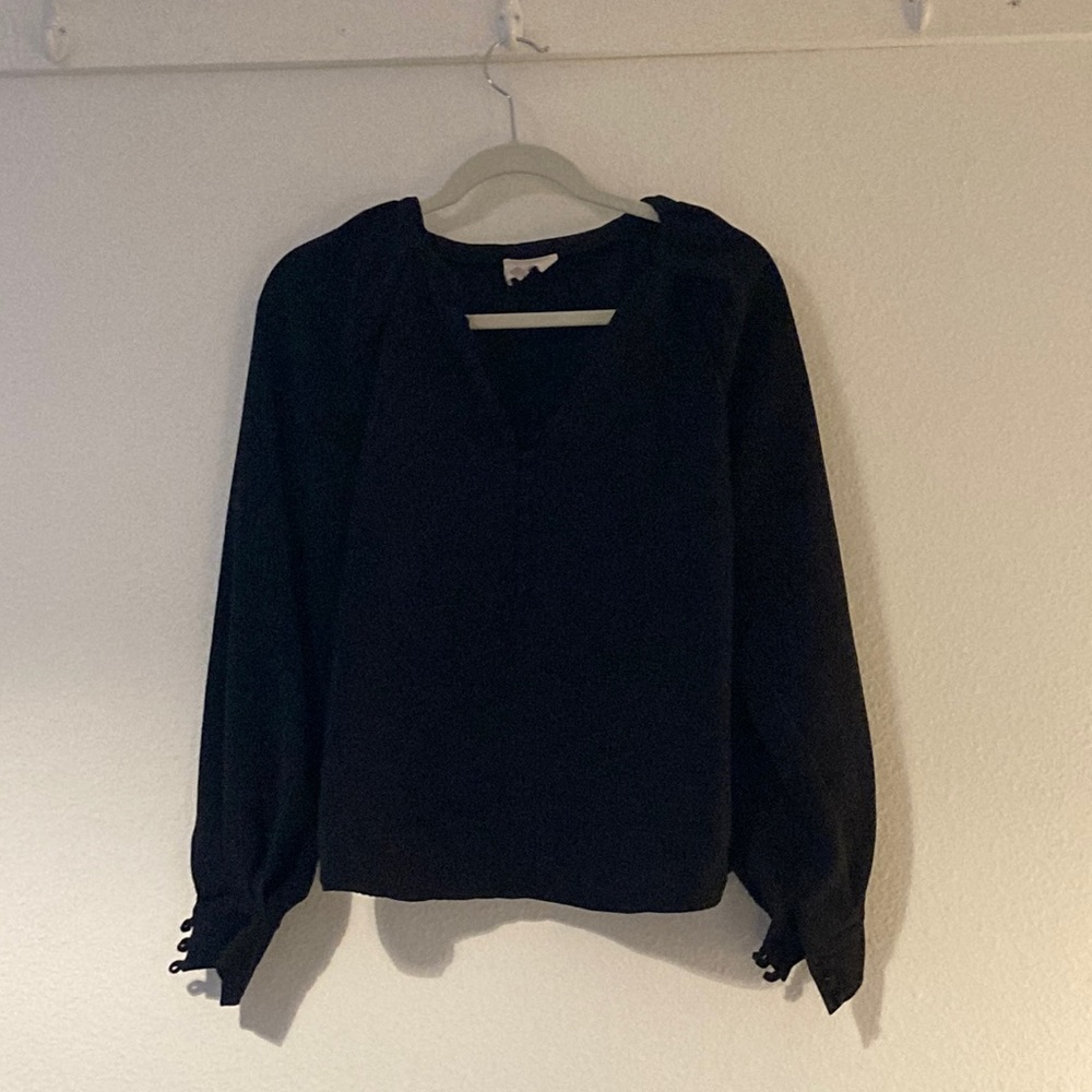 Black sezanne blouse with beautiful button detail size m